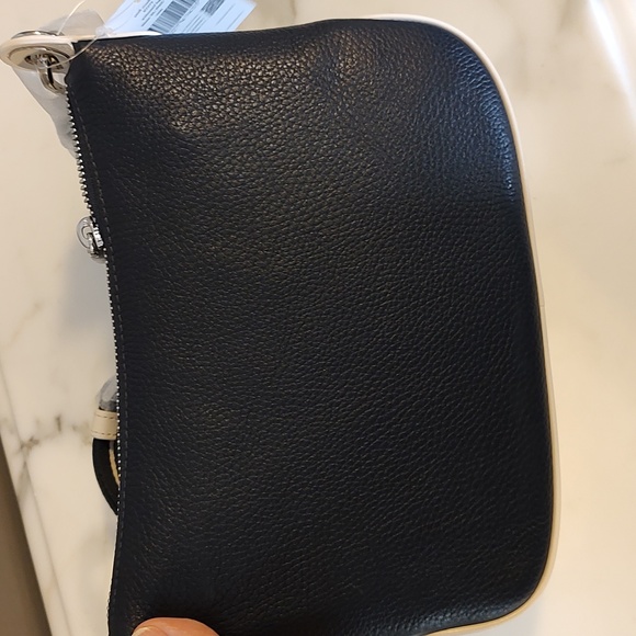 Stunningly beautiful Kate Spade crossbody. NWT - Picture 4 of 8